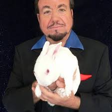 The Best Strolling/Close-up Magicians for Hire in Santa Barbara, CA