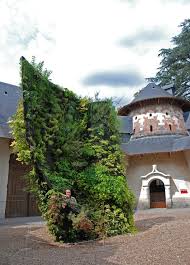 Spirale Chaumont Sur Loire Vertical Garden Patrick Blanc Jardin De Chaumont Loire Jardins Suspendus