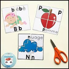 These letters are variant of the fundamental alphabet and can be taken from the latin language. French Alphabet Centers Centres De Litteratie For French Immersion