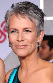 If you love scary movies, you certainly enjoyed her performance in halloween. And The Ageless Red Carpet Beauty Award Goes To Jamie Lee Curtis Hollywood Life