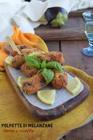 Formare le polpette di melanzane e ricotta con le mani umide. Polpette Di Melanzane Tonno E Ricotta Lapasticceramatta Idee Alimentari Polpette Melanzane