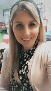 Amy Ault (@amylouisejoynes)