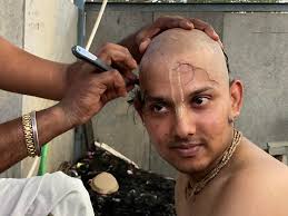 Reasons for Hindus to shave their head in Varanasi
