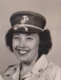 Alice Popp's Instagram, Twitter & Facebook