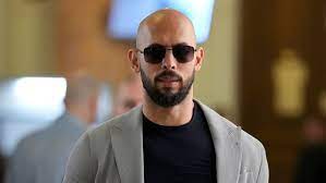 Kto je Andrew Tate? Milionár, influencer a samozvaný mizogýn čelí obvineniam v dvoch krajinách | TVNOVINY.sk