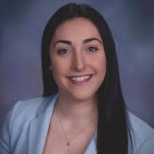 Melissa Crysler's Instagram, Twitter & Facebook