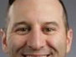 Mike Leach hires Derek Sage to coach WSU inside receivers