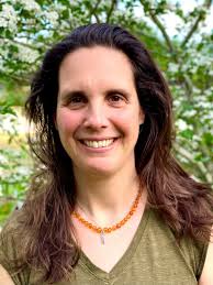 Donor Profile: Oona Coy