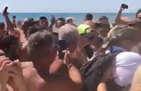 Maybe you would like to learn more about one of these? Vasco Rossi Macche Vacanza Scappa Dalla Spiaggia Video Meteoweek