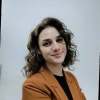 90+ profiluri „Emanuela”