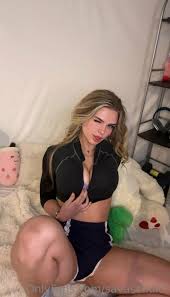 Sava Schultz Onlyfans Nude Leaked Video - Thotflix