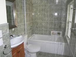 This corner jetted tub features both a whirlpool jet system and air system for combined therapy and relaxation. 39 Using Jetted Tub Shower Combo Small Bathrooms Master Bath 82 Decorinspira Com