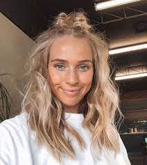 Space Buns Hair Styles Blonde Hair With Highlights Long Hair Styles