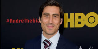 Katie Lopez (@_KatieLopez)