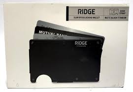 Sold at Auction: AUTHENTIC KAIYO CROCODILE LEATHER HANDBAG