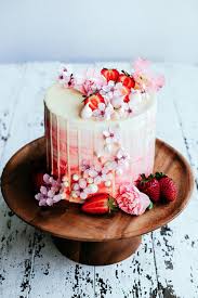 25 Sweetheart Wedding Cakes Vanilla Bean Cakes Drip Cakes Desserts