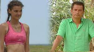 Nedeni malum, survivor yarışmasının ekrandaki gibi olmadığını söylemesi ve ünlü yapımcı acun ilıcalı'yı suçlaması. Acun Ilicali Dan Merve Buyuksarac A Sok Sozcu Gazetesi