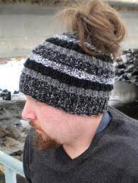 Perfect for practicing these basic stitches! Messy Bun And Ponytail Hat Knitting Patterns In The Loop Knitting