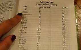 El breve libro es sin duda el más hondo arcano de la biblia, más aún que el apocalipsis, pues en éste, cuyo nombre significa revelación, se nos como enseña el eclesiástico (cf. Los Libros De La Biblia Una Lista