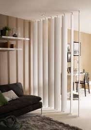 Modulez Vos Envies De Deco Avec Ces Lames Decoratives Orientables Cerusees Blanches Une Solution Pratique Et Eco Cloison Coulissante Cloison Cloison Amovible