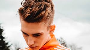 We describe here different best cool haircuts for kids as their fashion statement. Different Types Of Haircuts For Boys