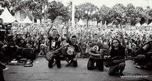 Pin Di Kitab Lirik Lagu