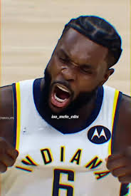 Lance Stephenson Last Second Layup