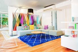 Un grand tableau pour un salon sera sans aucun doute un accent décoratif dominant de la pièce. Idee Deco Salle A Manger Salon Pour Tous Les Gouts