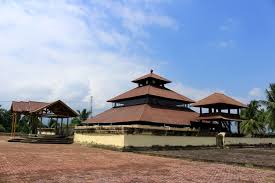 Pemberontakan di aceh) by the indonesian government, was a conflict fought by the free aceh movement (gam) between 1976 and 2005, with the goal of making the province of aceh independent from indonesia. Menjejaki Aceh Lhee Sagoe Pikiran Merdeka