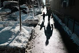 Nueva tormenta en el noroeste de los Estados: alerta de nieve y desafíos en la recuperación