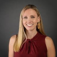 Laura Branch's Instagram, Twitter & Facebook