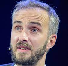 Zur navigation springenzur suche springen. Warum Jan Bohmermann 14 000 Twitter Accounts Blockiert Hat Welt