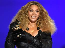The celebrated songstress commemorated sir and rumi carter on sunday, as the kids turned 4. Beyonce Momentarily Forgot To Thank Her Twins Sir And Rumi At Grammys
