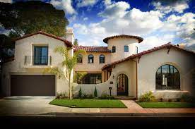 25 Top And Amazing House Styles That Will Inspire You Spanish Style Homes Spanish House Spanish Style