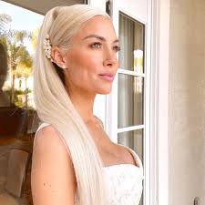 One of my favorite looks I've ever done for one of the most magical nights  💖 Loved my hair up and long like this... kind of makes me want to do my