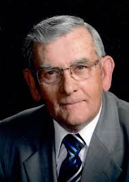 Graveside services for Doyle Kelley, 87, of Ava, will be held at 1 p.m.  Friday, May 17, 2024, in the Ava Cemetery with Pastor Oren Alcorn  officiating. Visitation for Doyle will be