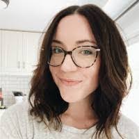 Hillary Spence's Instagram, Twitter & Facebook