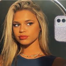 Renee Bayless (@BaylessRenee)