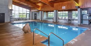Furthermore, the resort has a fireplace, outside hot tub and fire pit, indoor pool and hot tub, outside volleyball, miniature golf, pickle ball, attached. Best Western Premier Bridgewood Resort Hotel In Neenah Wi Expedia