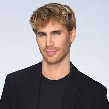 Omg I'm SO excited for this one #pinkhair #rhodolite #xmondocolor @Han...