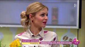 Marton adrienn céklával ízesíti a palacsintatésztát. Blini Az Orosz Palacsinta Marton Adrienntol Tv2 Hu Fem3cafe Cross Necklace Fashion