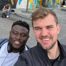 Clement Agoni (@ClementAgoni)