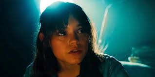 Delia Does Get Payback On Lydia In Beetlejuice 2, But Not In The Way You  Think