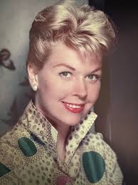 Wow 😍😍 she truly was one of the most beautiful women to ever grace the  screen 🩷