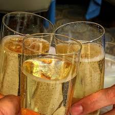 Champagne Toast Starting Off Afternoon Tea At The Mary Cassatt Tea Room With A Toast Afternoon Tea Tea Room Tea Blends