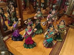 Kuchela dinam is observed on the first wednesday of the month of dhanu in malayalam calendar. Kuchela Dinam At Guruvayur Sri Krishna Spiritual Information Facebook