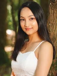 Bonnie Bowie's Instagram, Twitter & Facebook