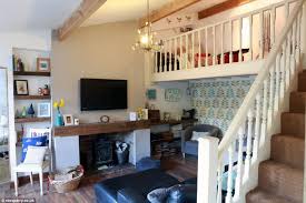 Woman turns an ordinary garage into a living space that's nicer than some people's houses whitney leigh morris is a. Garage With Room For A Entire Home Keen Designer Builds Her Dream Three Bedroom House In Her Parents Back Garden Daily Mail Online