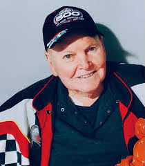 Forrest Guffey's Instagram, Twitter & Facebook