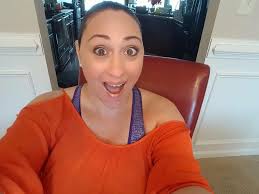 Lisa Macqueen, CEO and Co-founder of Cleancorp is my latest podcast guest  for She's The Boss Chats. Lisa is amazing! After many years working in  sales and marketing for the hotel and